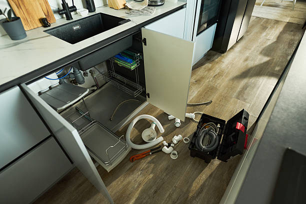 Reliable Toilet Repair contractor in Lawrence, MI by Street Wise - Plumbing